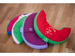coussin-lune-bicolore-brode