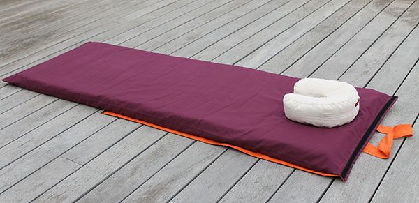 futon utilisé comme matelas de yoga